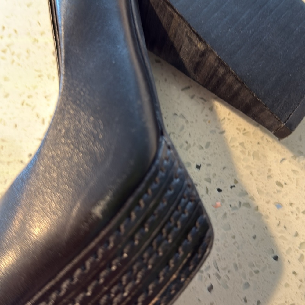 Trouve Black Classic Heels - Picture 8 of 8